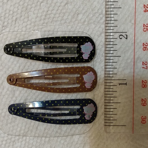 Sanrio Hello Kitty Hair Barrettes Clips Accessories 2 pack - 3 pairs - Picture 9 of 9